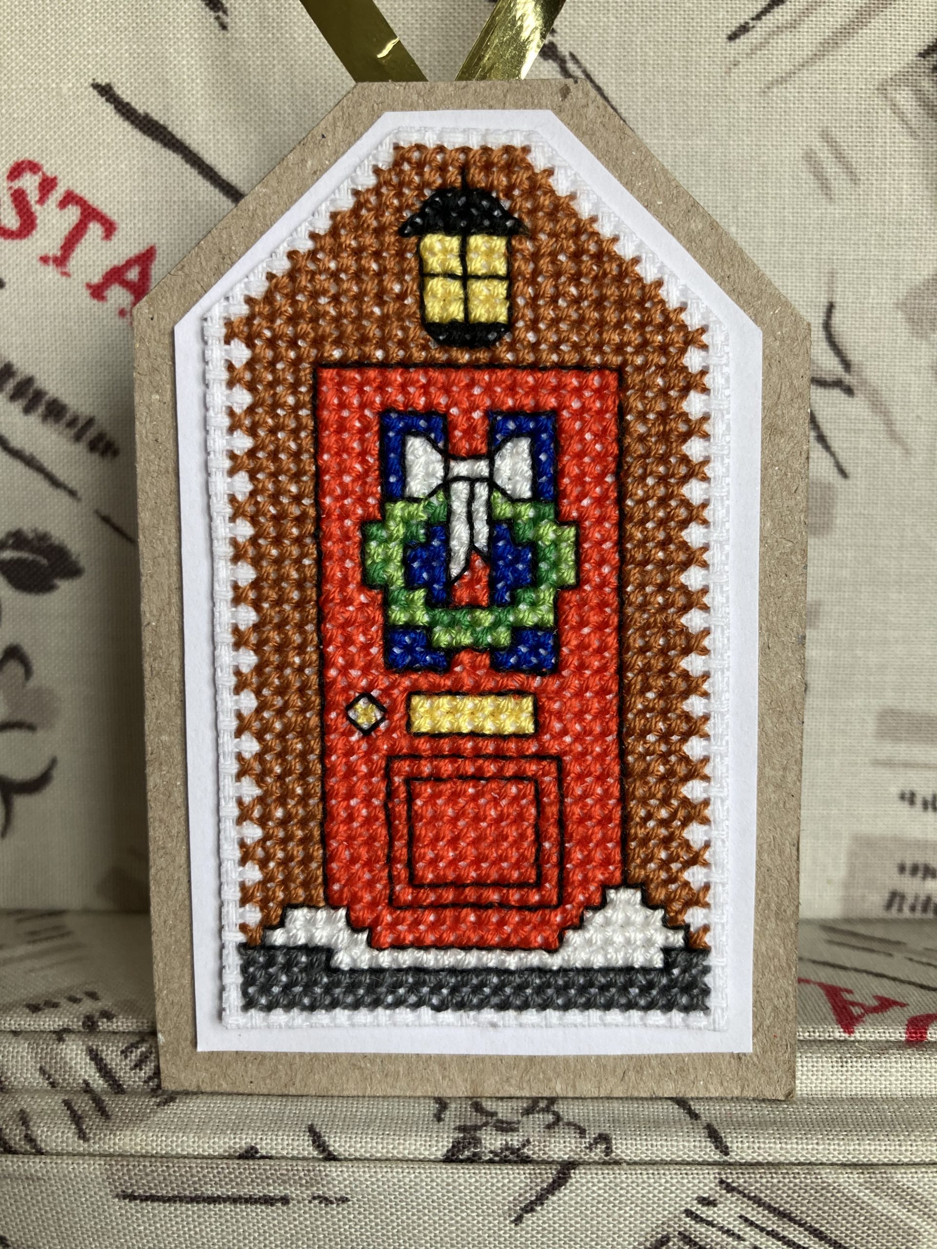 Christmas Door Gift Tag or Tree Decoration PDF Pattern